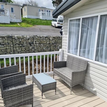 Villa Mawgan Pads Newquay Bay Extérieur photo
